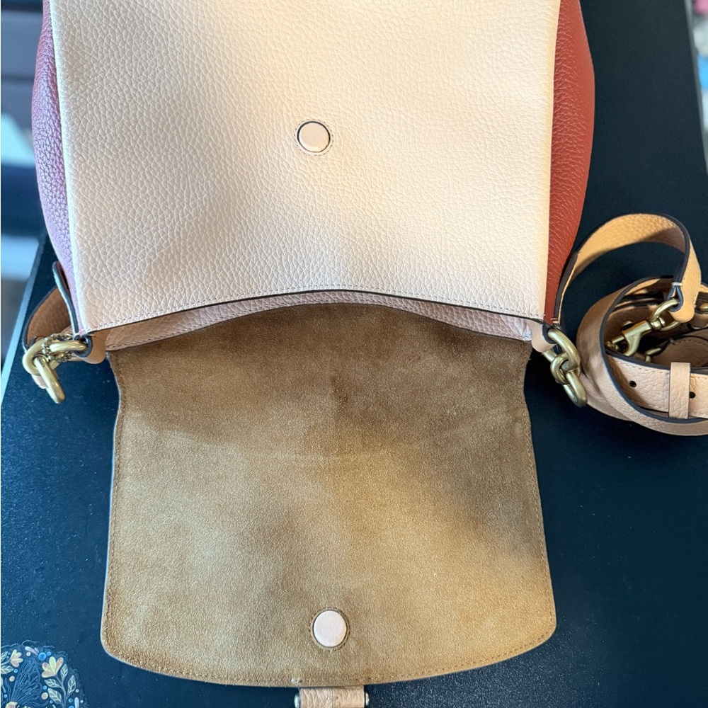 COACH May Shoulderbag in Colorblock - Picture 10 of 12